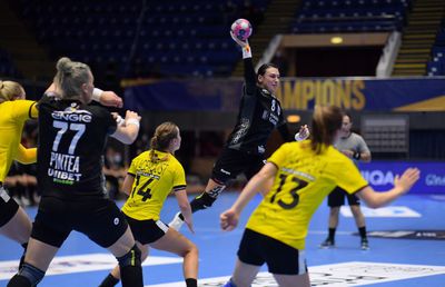 CSM București - Rostov 22-27. FOTO Nicio șansă. Rusoaicele, recital la „Polivalentă”! Clasamentul grupei A