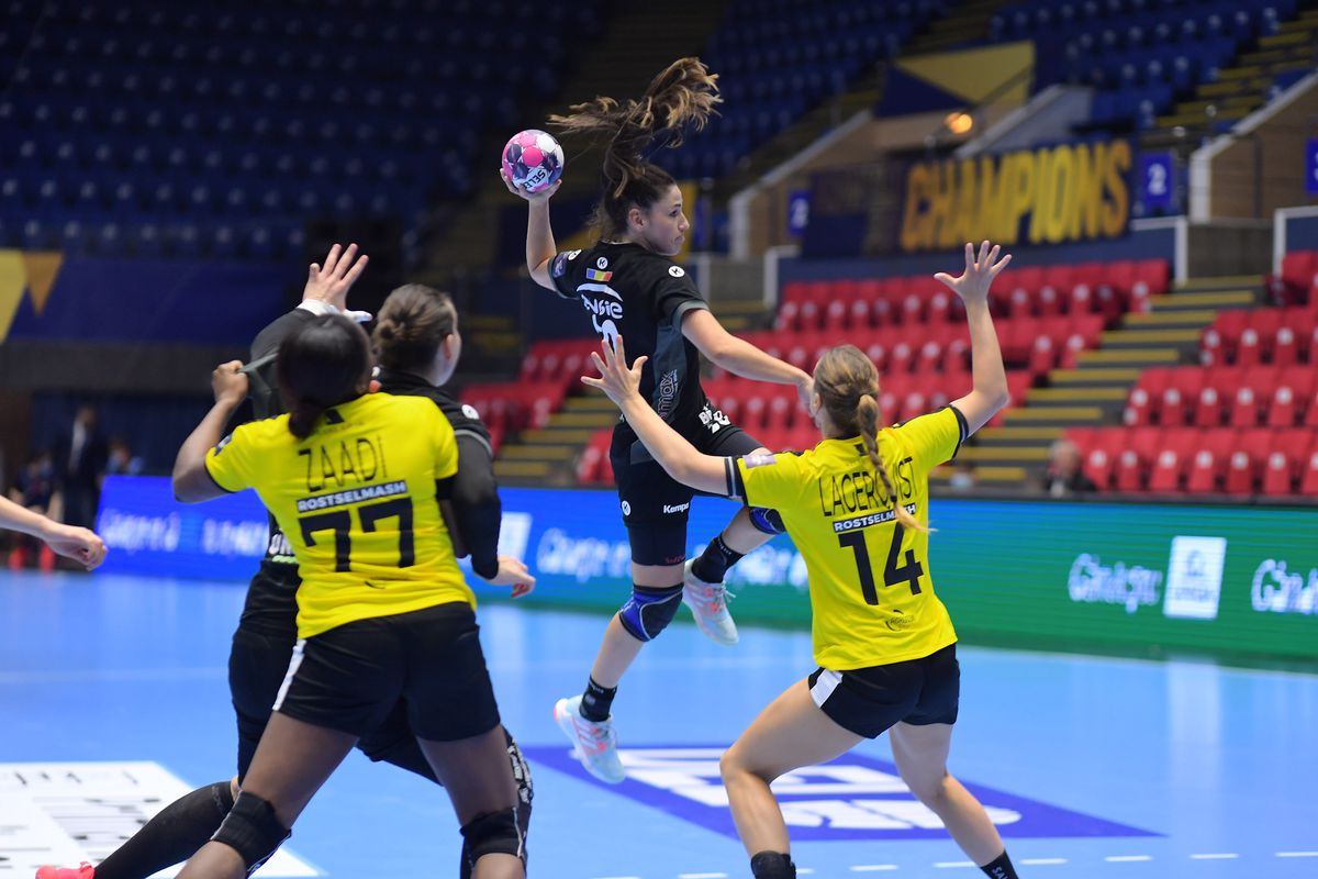 CSM București - Rostov 22-27. FOTO Nicio șansă. Rusoaicele, recital la „Polivalentă”! Clasamentul grupei A