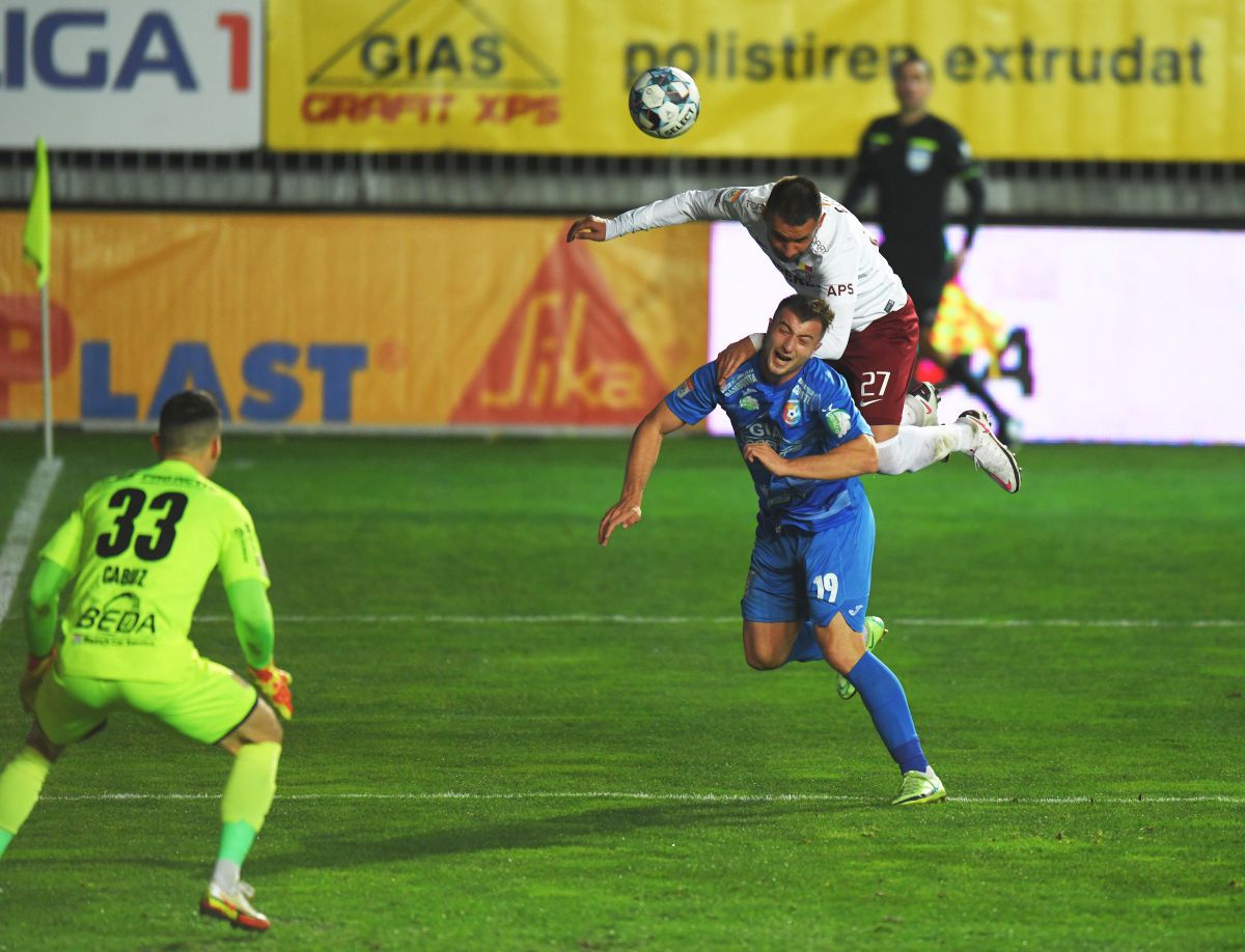 Fotbaliștii Chindiei au răbufnit după greșeala de arbitraj care i-a costat victoria cu Rapid: „Arbitrați corect! Nu e normal așa ceva”
