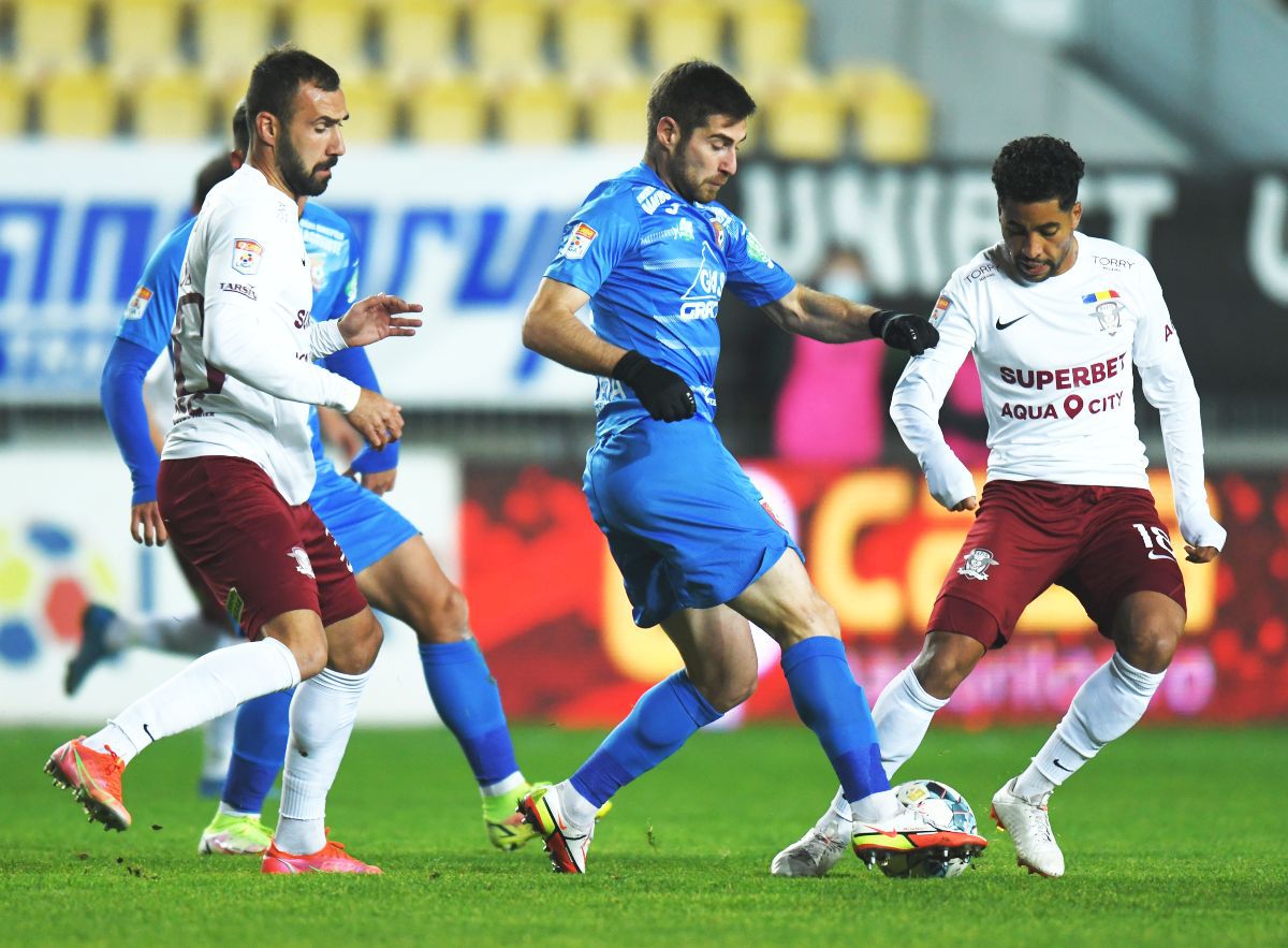 Chindia - Rapid, decis de o greșeală flagrantă de arbitraj în minutul 90