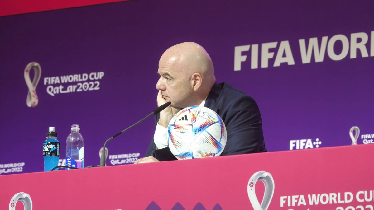 Conferință de peste o oră a lui Gianni Infantino la Doha: „Am simțit discriminarea când eram copil! Astăzi mă simt qatarez, arab, african, gay”