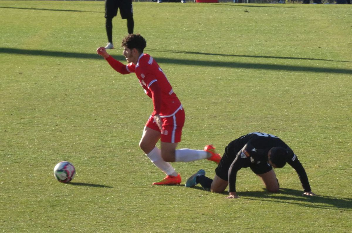 7 informații de la FC Buzău - Dinamo 2-2 » Burcă a dialogat cu un suporter: „Cu FCSB, tată, nu cu Steaua!”, ce a pățit decarul „câinilor” + Mihalcea, nemulțumit de atitudine