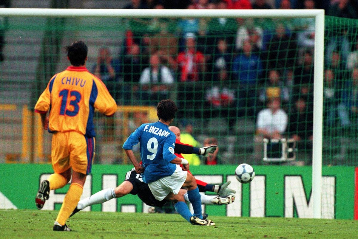 România la EURO 2000