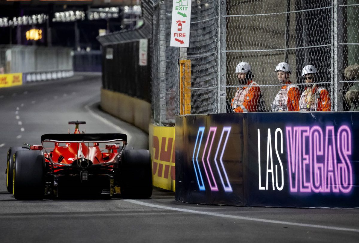 Ferrari versus Mercedes și luptă 4x4 în față » Toate mizele la Abu Dhabi, în epilogul sezonului de Formula 1