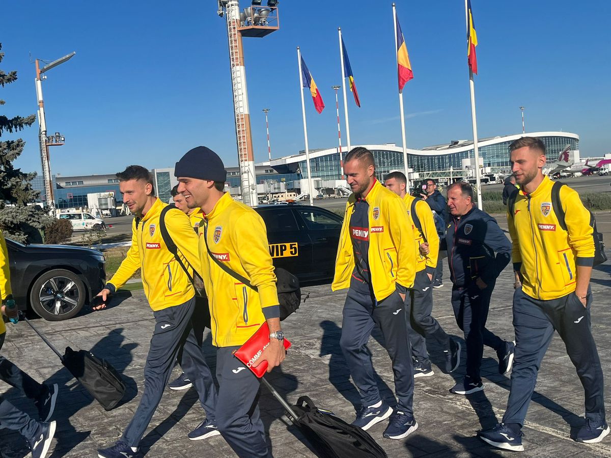 Staff-ul României a revenit în țară după calificarea la EURO 2024 » Burleanu a ieșit primul din avion și a susținut o conferință de presă