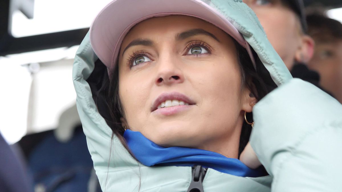 Show fabulos în „Groapa cu lei” de la Bărcănești! Șeful galeriei a intrat peste jucători în vestiar și-a început să țipe la ei: „Haideee, băăăă!”