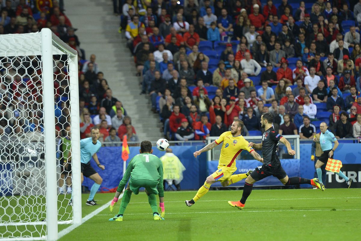 România la EURO 2016