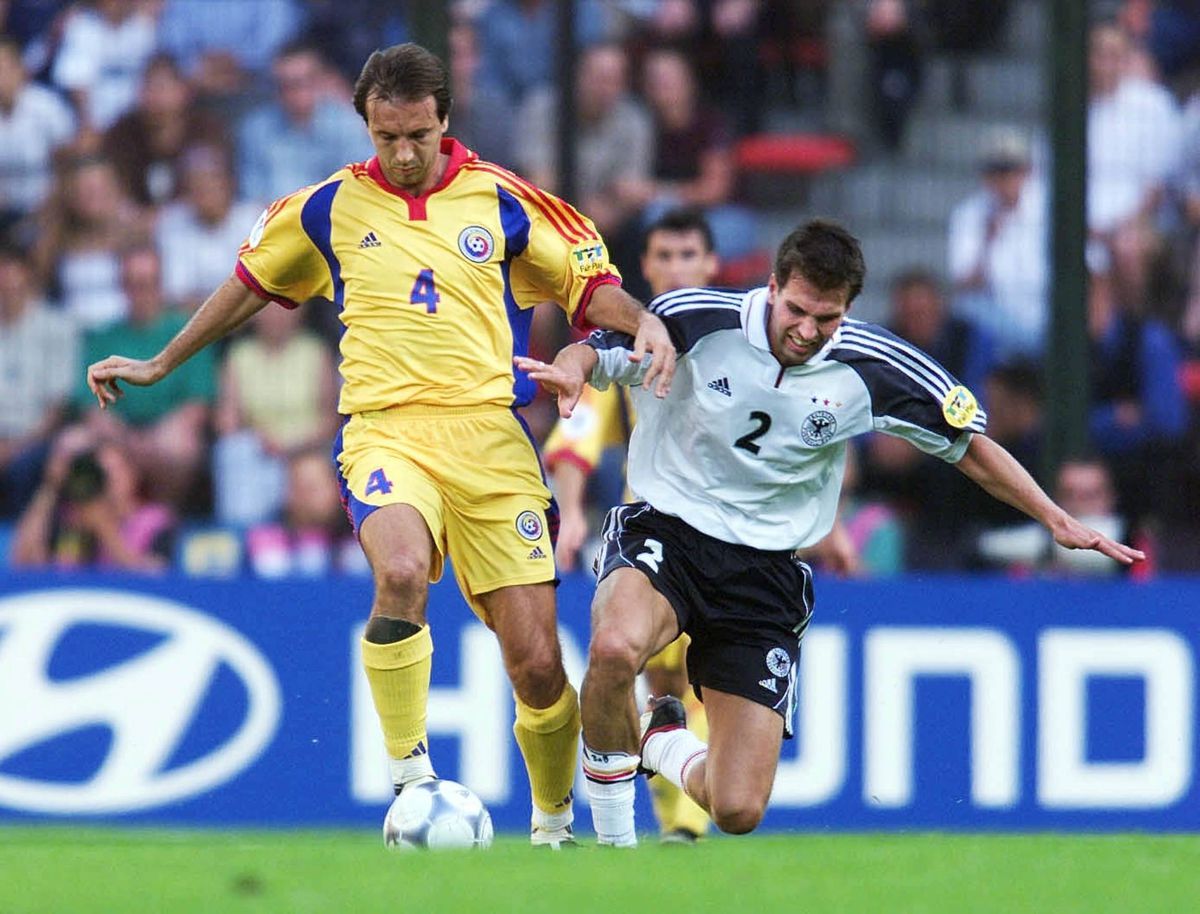 România la EURO 2000