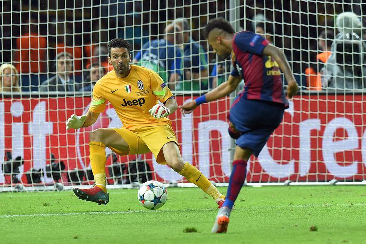 Neymar a înscris în poarta lui Buffon în finala Ligii Campionilor din 2015 // foto: Imago Images