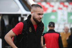 „Noi suntem fraieri?” » Gloria lui Dinamo comentează acid eventuala venire a lui George Pușcaș: „Lăsați-l, mă, acasă! Cine schimbă 44 de echipe până la vârsta asta?”