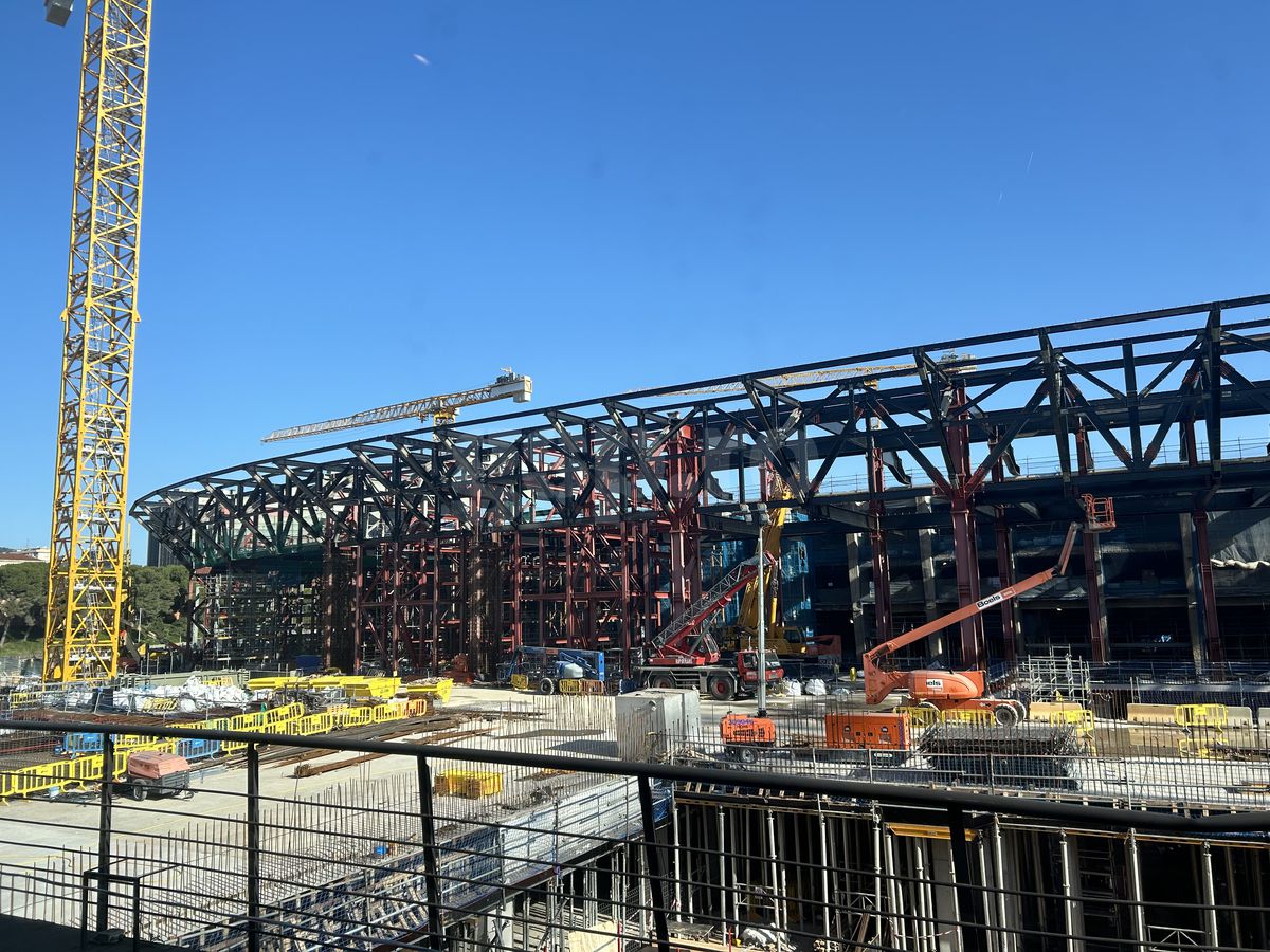 Imagini incredibile surprinse de GSP la Camp Nou » În ce stadiu se află gigantul catalan în care se vor investi 1,5 miliarde de euro!