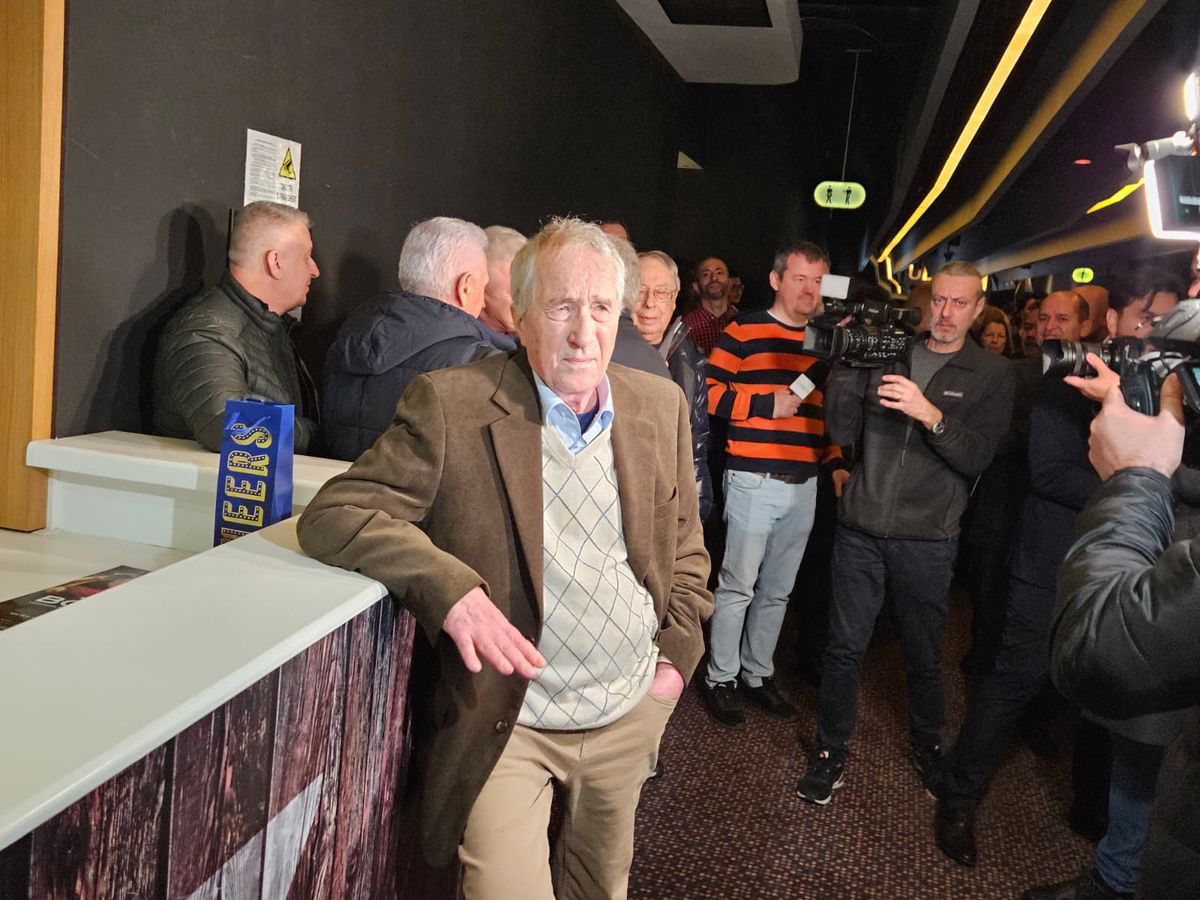 La premiera de la București a filmului despre cariera sa, Ladislau Boloni a vorbit despre banca echipei naționale: „Începem să punem boii în spatele căruței?”