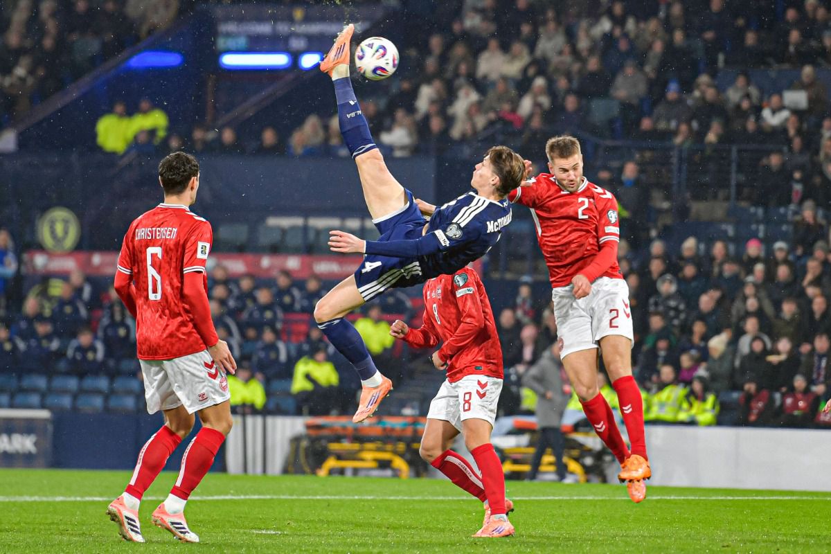 Golul lui Scott McTominay din Scoția - Danemarca