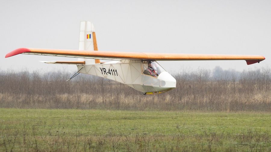 Premieră în aviația românească: primul zbor  al planorului ULF-1 construit în România