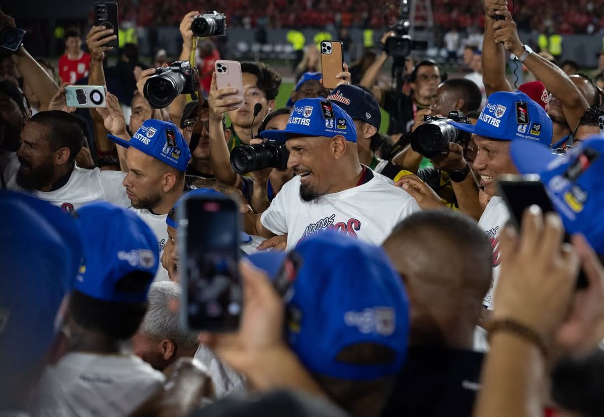 Dat afară de la club după nici 3 luni, acum și-a dus naționala la Mondial și a făcut țara să plângă