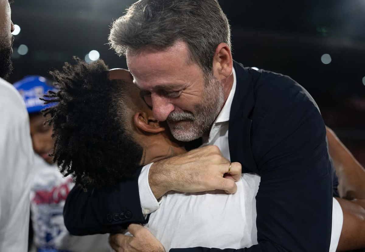 Dat afară de la club după nici 3 luni, acum și-a dus naționala la Mondial și a făcut țara să plângă