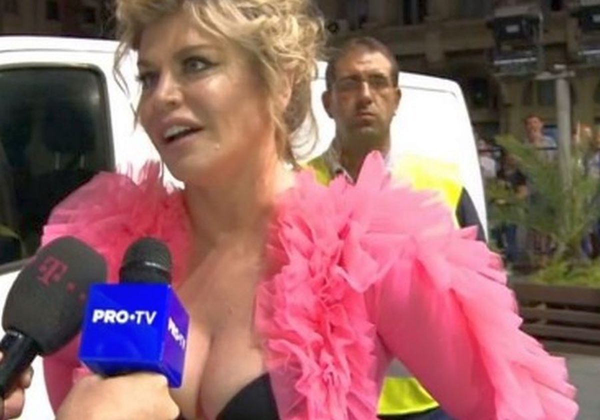 Loredana Groza, susținătoare înfocată a Craiovei lui Pițurcă