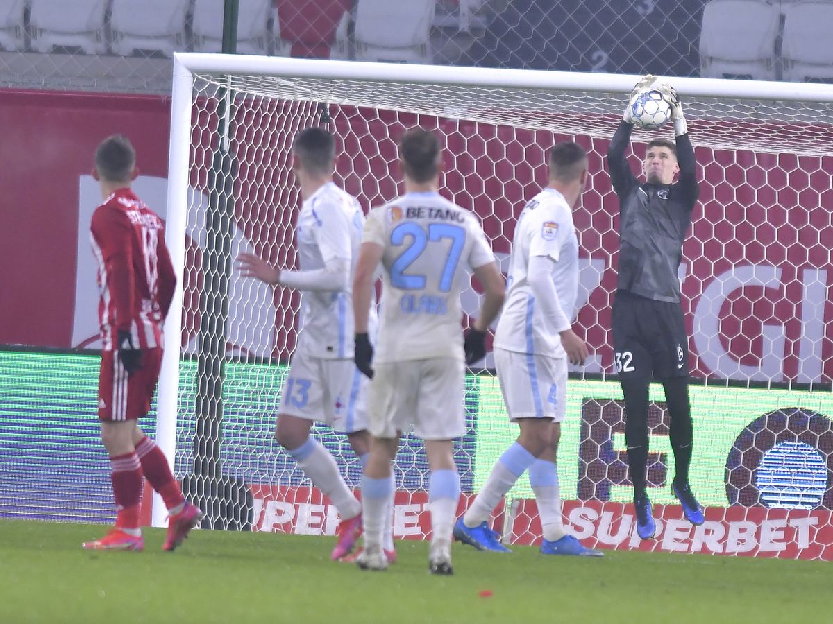 Pe cine vrea Mihai Stoica în play-off: „La orgoliul pe care îl au, vor juca la fel cu toate echipele”