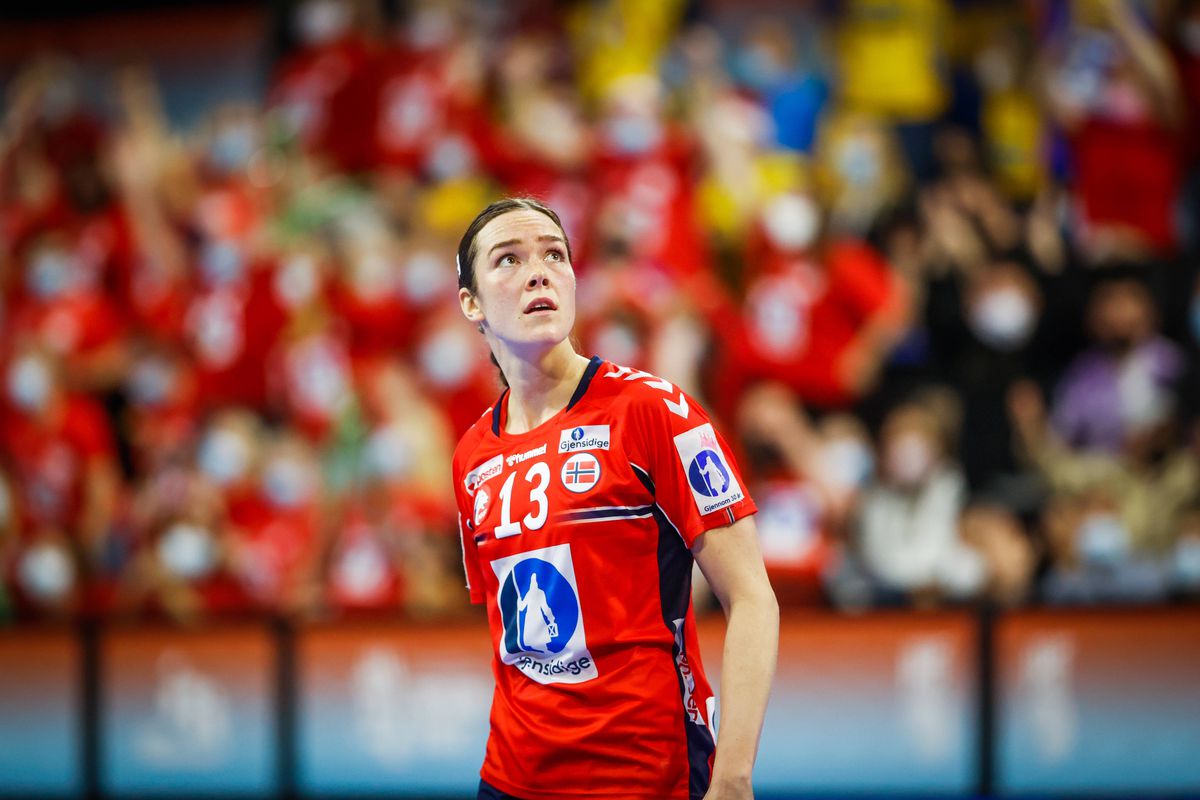 Norvegia cucerește titlul mondial la handbal feminin, după o repriză secundă absolut uluitoare împotriva Franței!