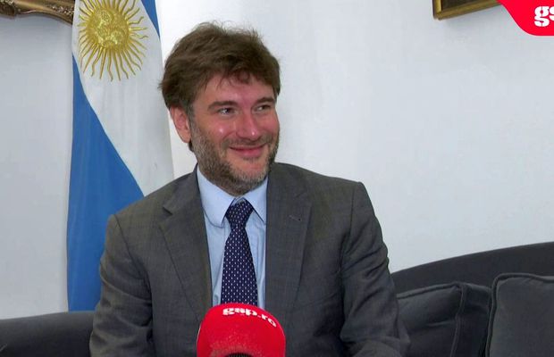 Pasiune, nu diplomație » Gazeta a mers la Ambasada Argentinei din București, a doua zi după ce Messi a luat Cupa Mondială: „L-am avut pe Maradona, acum avem alt zeu. Anxietatea a fost dramatică”