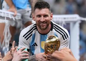 Ronaldo, mesaj pentru Lionel Messi după finala Mondialului: „Suntem milioane care te aplaudăm! Fotbalul tău depășește orice rivalitate”