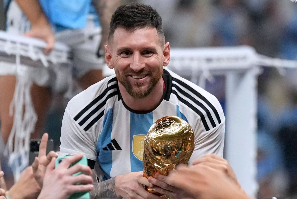 Ronaldo, mesaj pentru Lionel Messi după finala Mondialului: „Suntem milioane care te aplaudăm! Fotbalul tău depășește orice rivalitate”