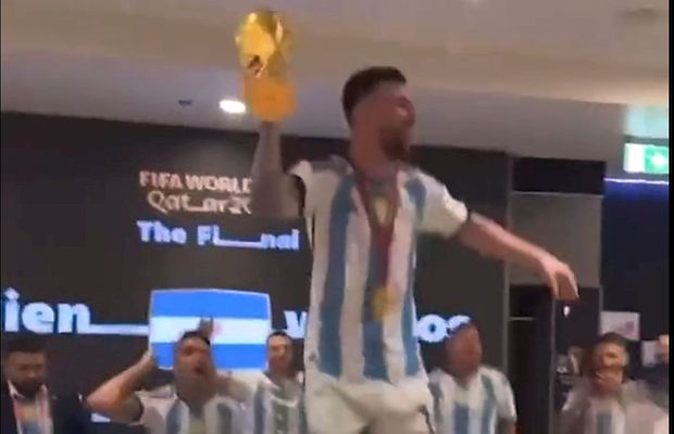 Leo Messi, show în vestiar » A dansat cu trofeul Cupei Mondiale în brațe: „E tot ce îmi lipsea”