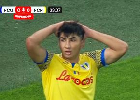 Ratarea sezonului în Superligă! Toți fotbaliștii și-au pus mâinile în cap! Cum a putut să tragă deși era singur la 6 metri