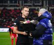 Marius Șumudică a oferit imaginea zilei în fotbalul european » A pășit pe gazon și i-a oferit arbitrului flori + ce au făcut jucătorii
