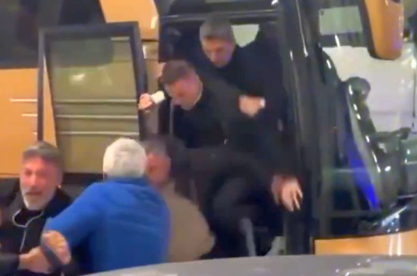 Răzvan Lucescu a comentat scenele reprobabile când a plonjat din autocar: „Spun adevărul și asta nu convine”
