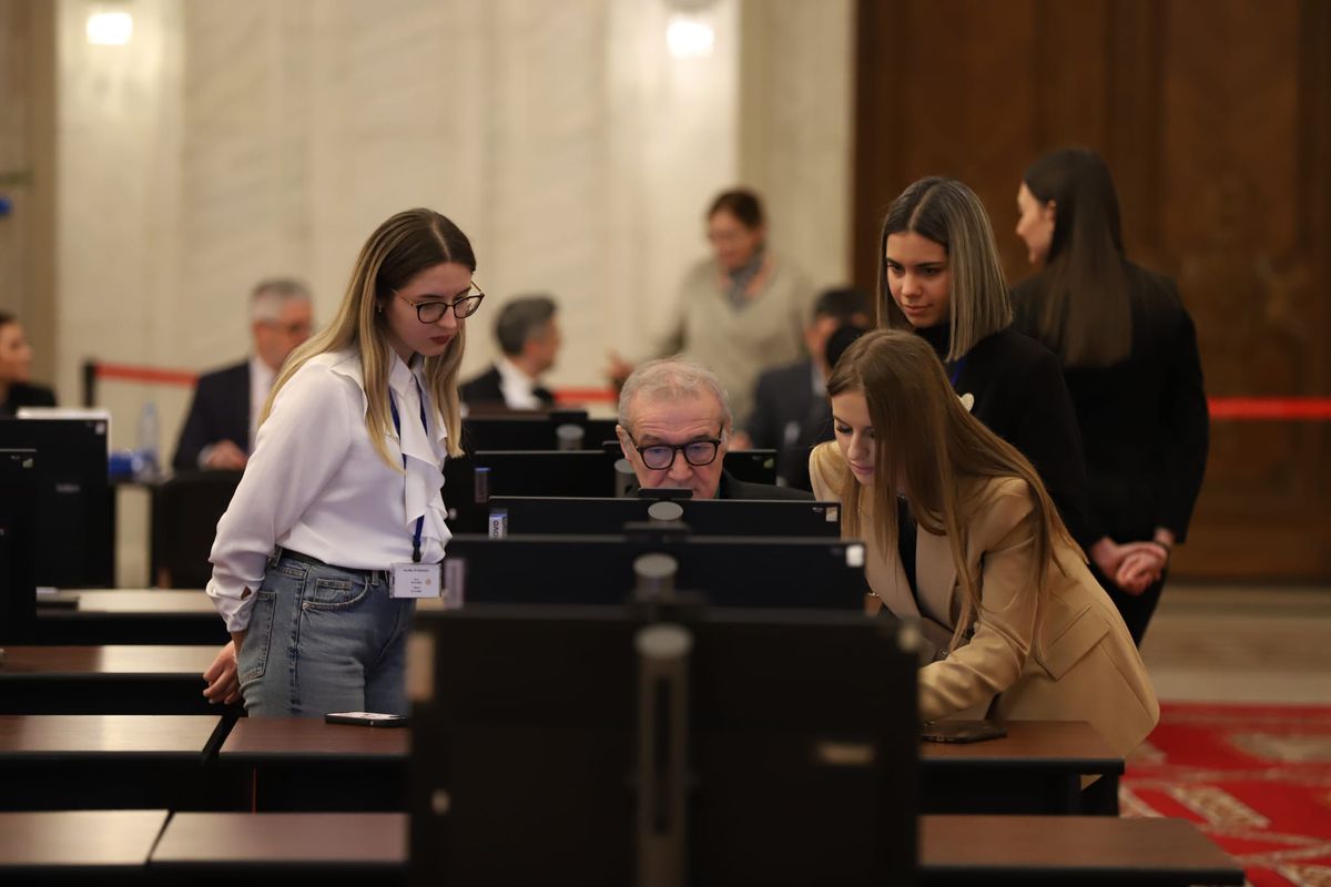 Gigi Becali, a 3-a zi în Parlament, al 3-lea moment hilar » I-a fost tăiat microfonul când depunea jurământul