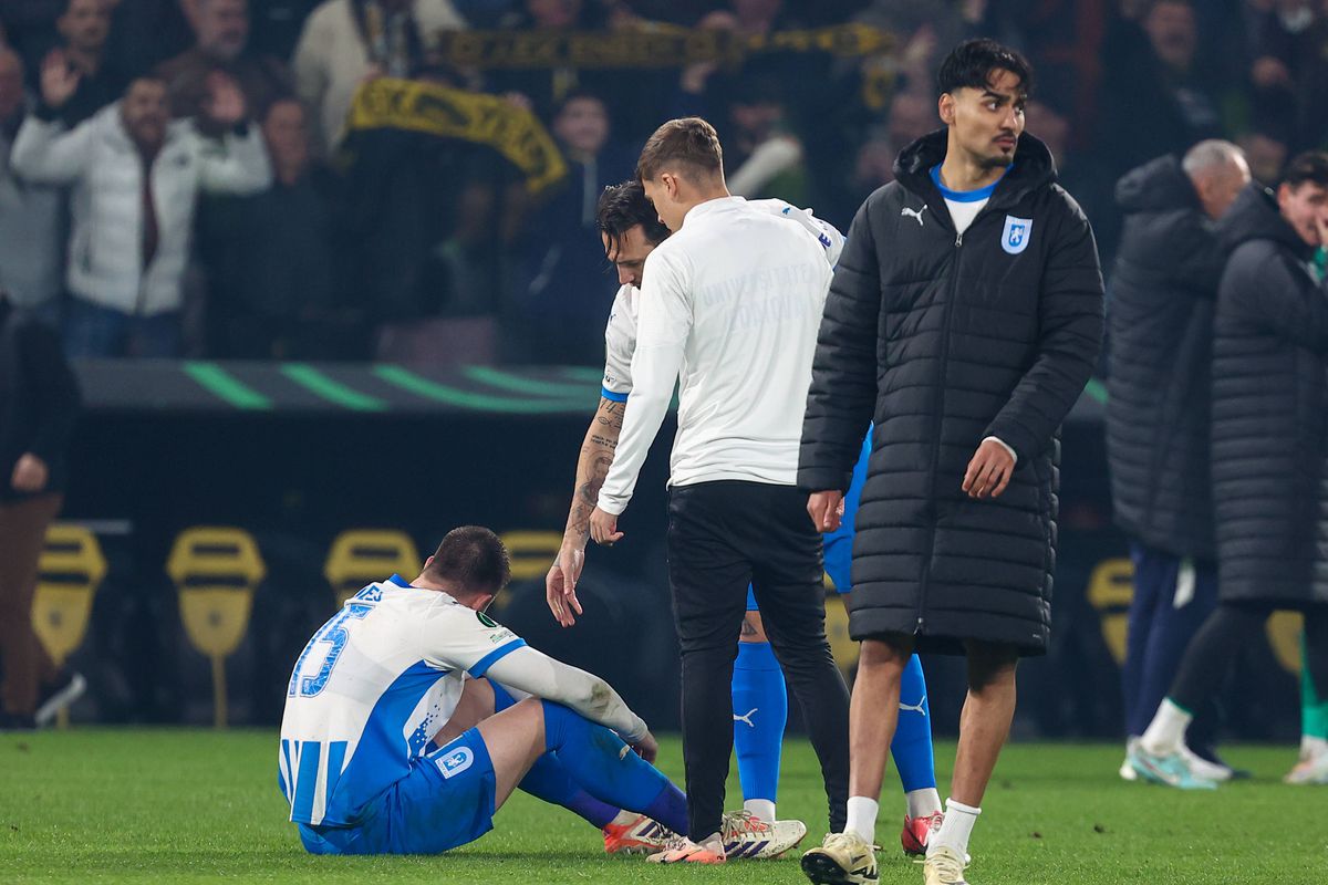 Dramă totală la finalul meciului AEK Atena - Universitatea Craiova