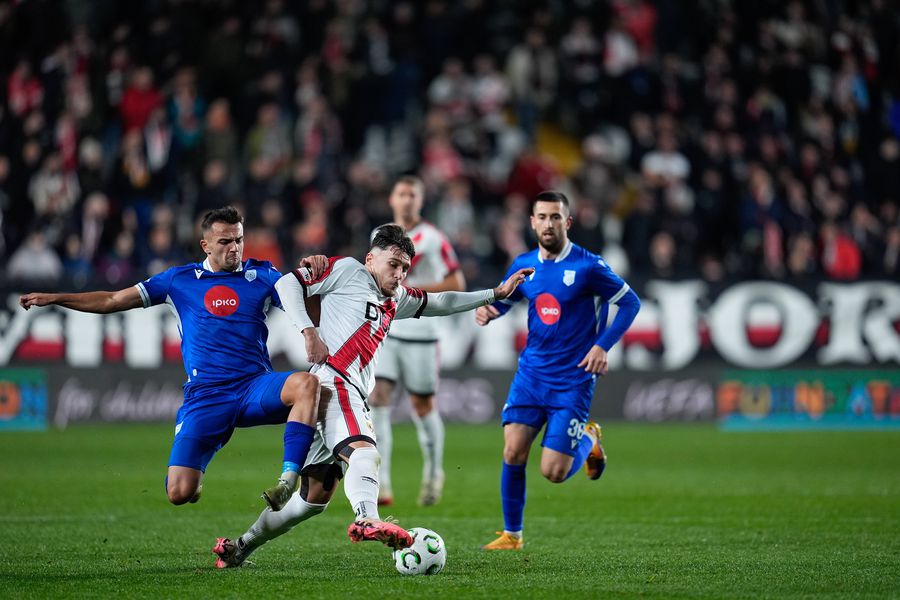 Direct în optimi » Trei români au obținut calificarea în primăvara Conference League