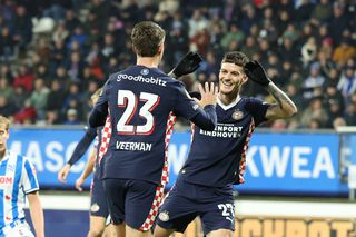 Lovitură pregătită de Fenerbahce! Starul lui PSV, aproape de transferul carierei