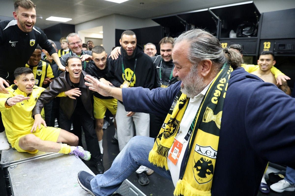 Dramă totală la finalul meciului AEK Atena - Universitatea Craiova