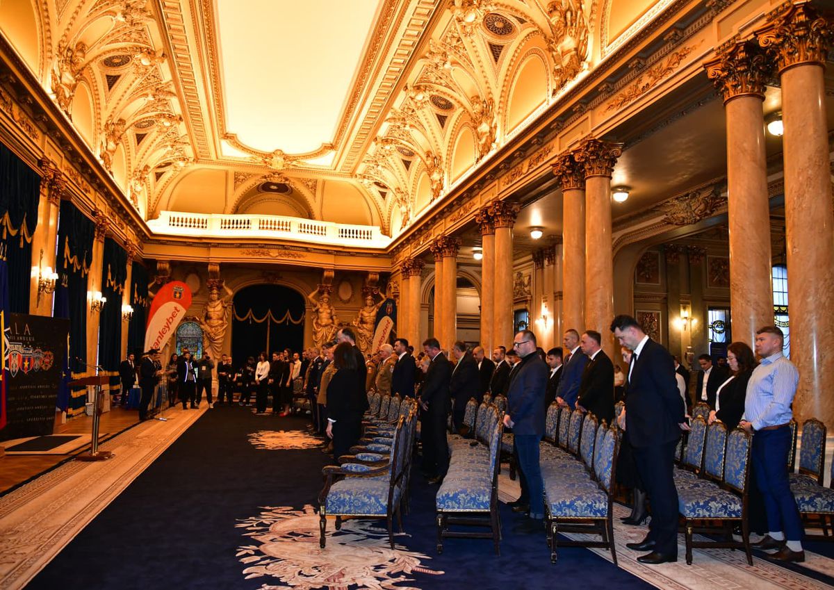 Canotoarele Simona Radiș și Magdalena Rusu au fost desemnate „Sportivele Anului” de clubul CSA Steaua