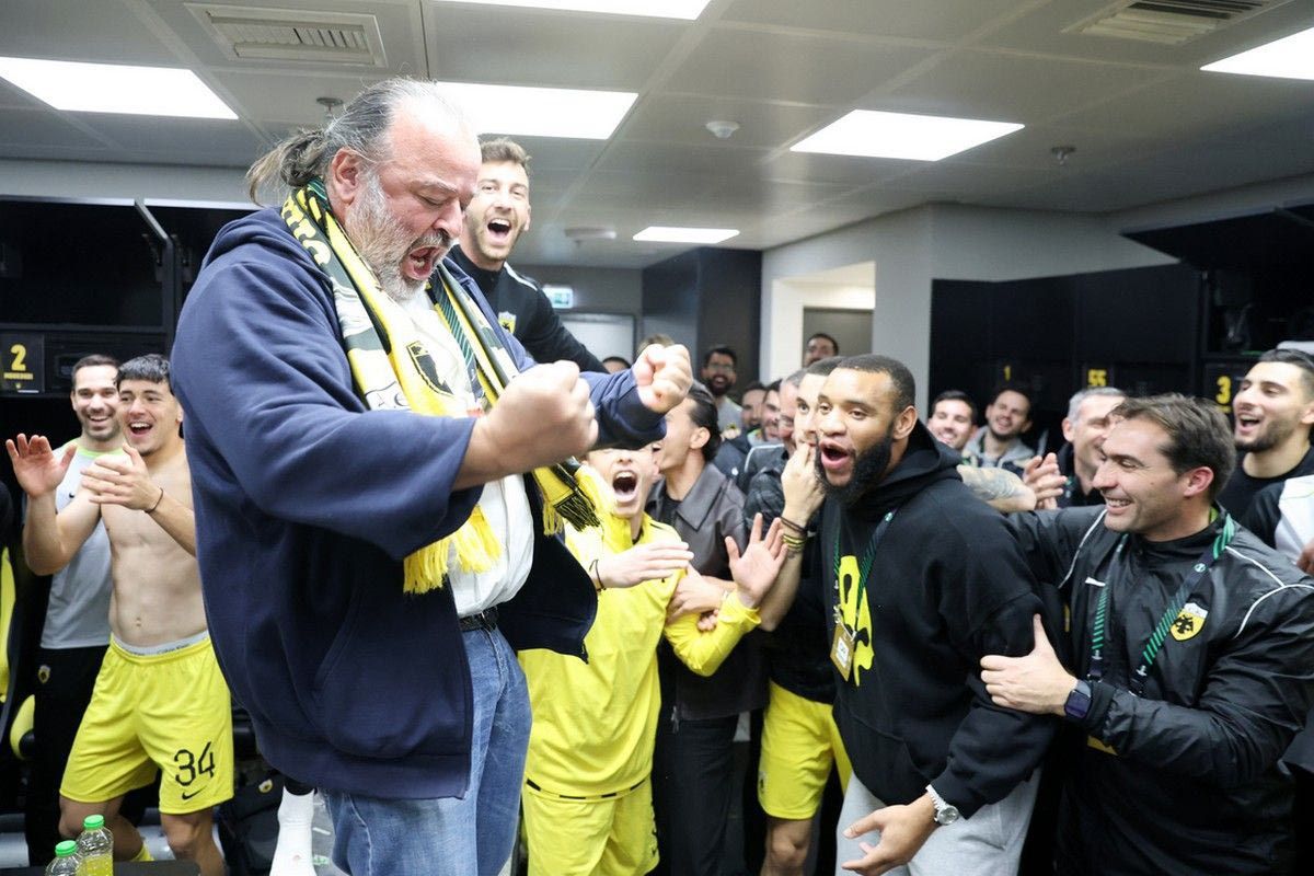 Patronul lui AEK a făcut show după 3-2 cu Universitatea Craiova