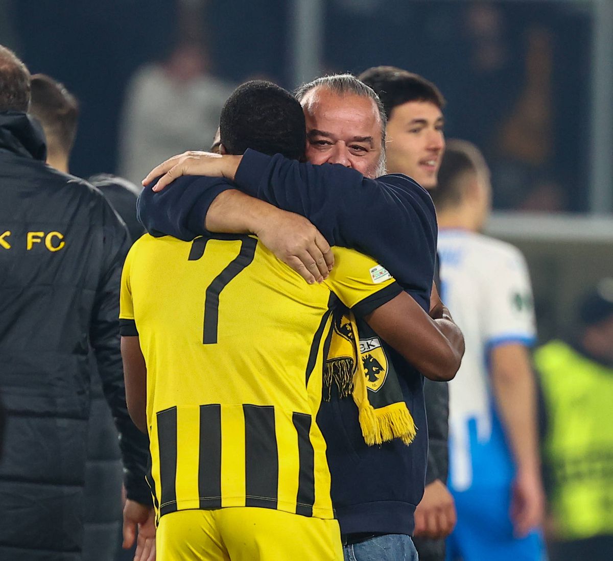 Dramă totală la finalul meciului AEK Atena - Universitatea Craiova