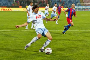 „Tragedia greacă” a Craiovei, lângă alte 7 drame din istoria recentă a fotbalului românesc »  De la Middlesbrough la Marseille, Moți și Cavani. Votează cea mai mare deziluzie