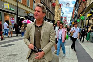 „Era o adevărată sărbătoare atunci când aveam portocale sau banane” » Cum arăta Crăciunul de altădată pentru Florin Răducioiu