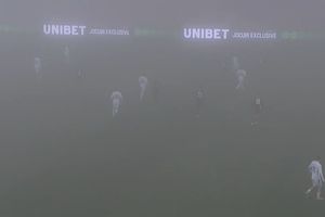 FC Botoșani - CFR Cluj, meciul care deschide ultima rundă din 2025 » Ceață densă la startul partidei