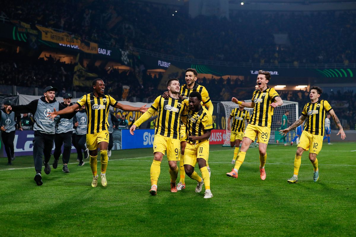 Dramă totală la finalul meciului AEK Atena - Universitatea Craiova