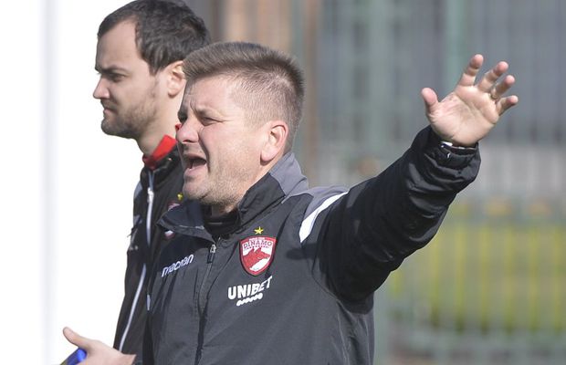 DINAMO // VIDEO Probleme la Dinamo! Cătălin Straton e nemulțumit: „Nu pot sta la nesfârșit așa! Am vorbit cu cei din conducere”