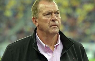 FCSB // Helmuth Duckadam s-a enervat în direct la TV și s-a luat de Ioan Hora: „Dacă ai sânge în instalație, spune asta când ești la echipă! E urât, nu-mi place”