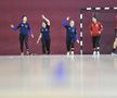 FOTO S-a reunit naționala feminină de handbal a României