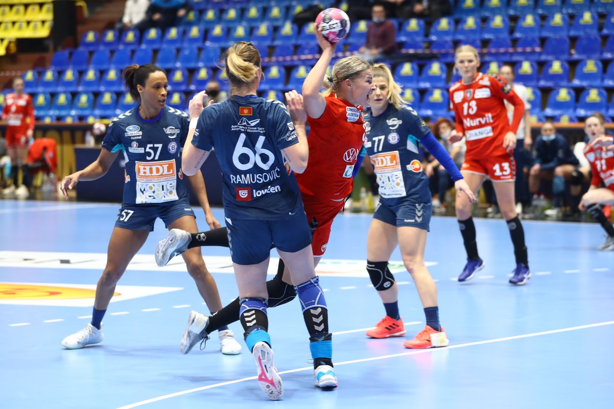 Rm. Vâlcea 25-23 Buducnost