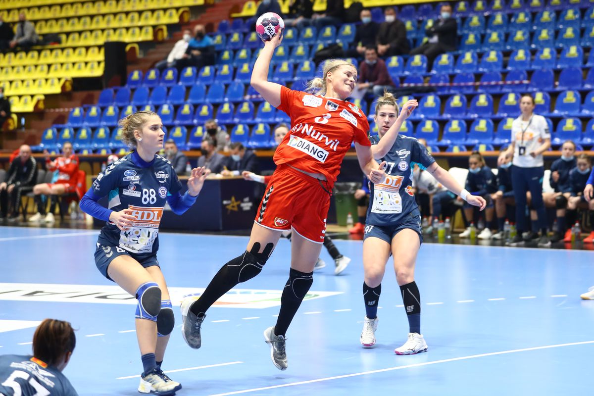 SCM Râmnicu Vâlcea - Buducnost 25-23 » Oltencele obțin a doua victorie consecutivă în Liga Campionilor