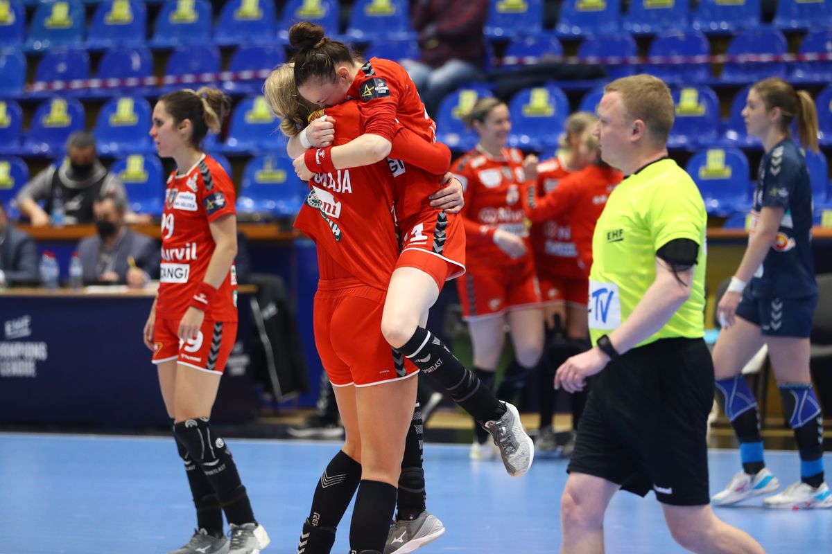 Rm. Vâlcea 25-23 Buducnost