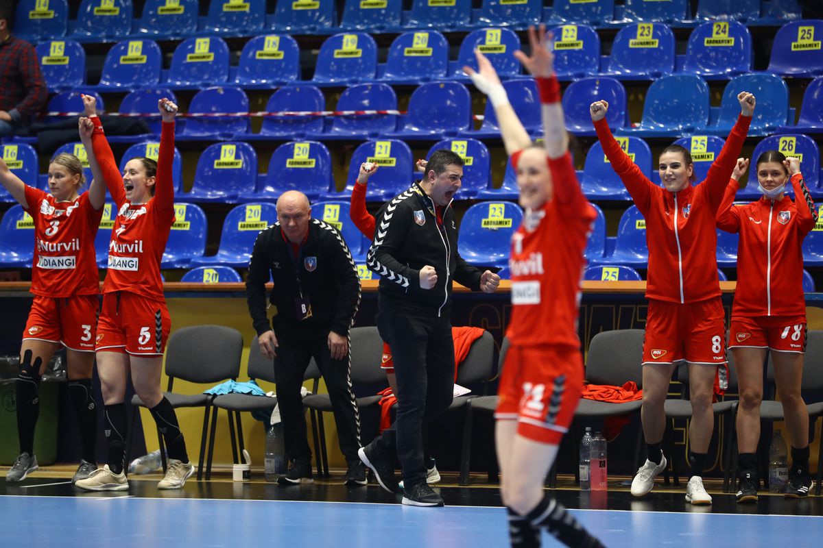 SCM Râmnicu Vâlcea - Buducnost 25-23 » Oltencele obțin a doua victorie consecutivă în Liga Campionilor