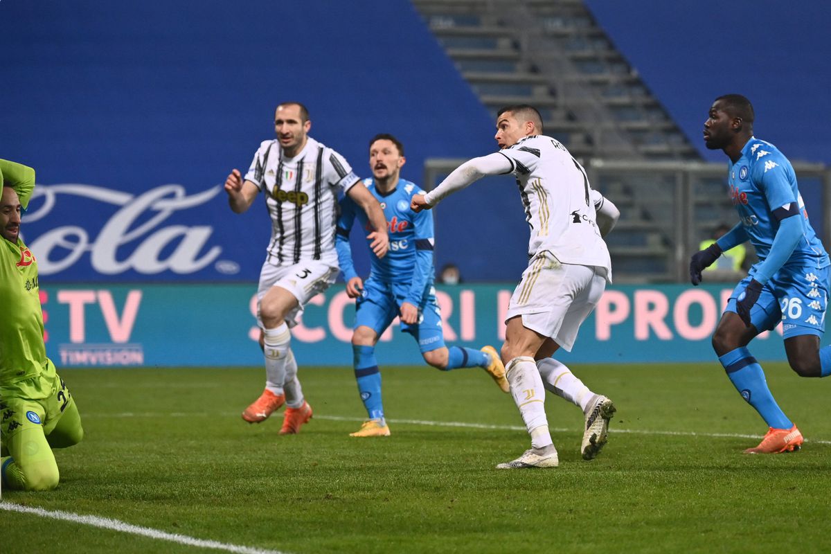 JUVENTUS - NAPOLI 2-0. Regele Cristiano Ronaldo » Portughezul e golgeterul planetar!